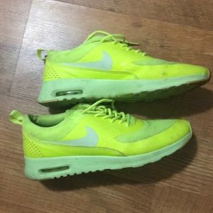 Nike air max thea women’s size 9